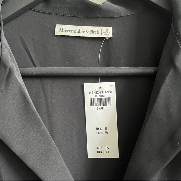 NWT Abercrombie & Fitch Black Long-Sleeve Closure Set Top - Picture 5 of 5